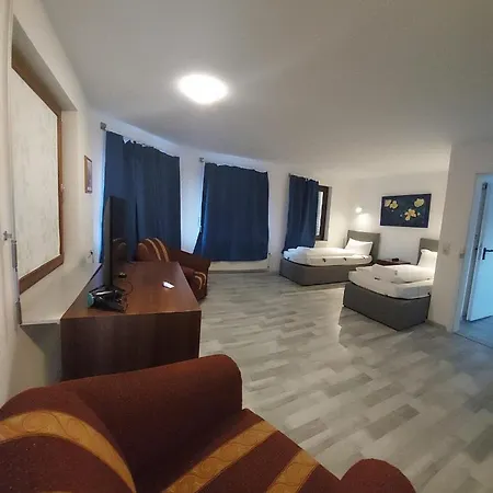 Hotel Centre *